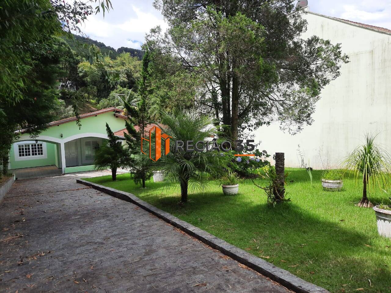 Casa à venda com 3 quartos, 350m² - Foto 8