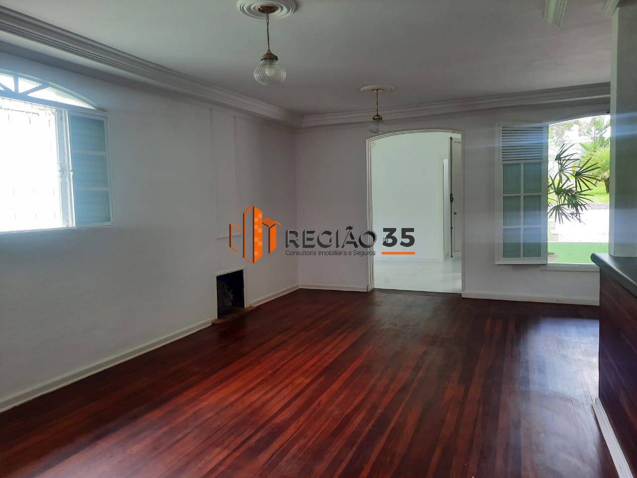 Casa à venda com 3 quartos, 350m² - Foto 28