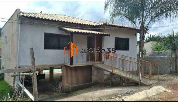 Fazenda à venda com 3 quartos, 300m² - Foto 1