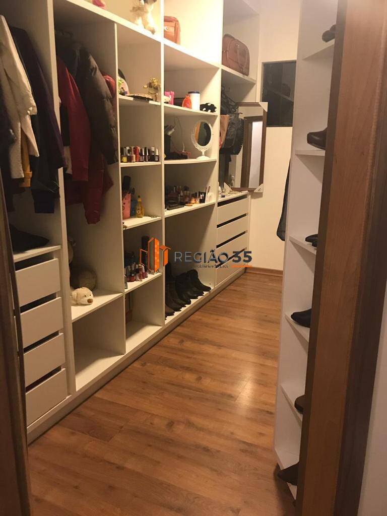 Casa à venda com 1 quarto, 290m² - Foto 14