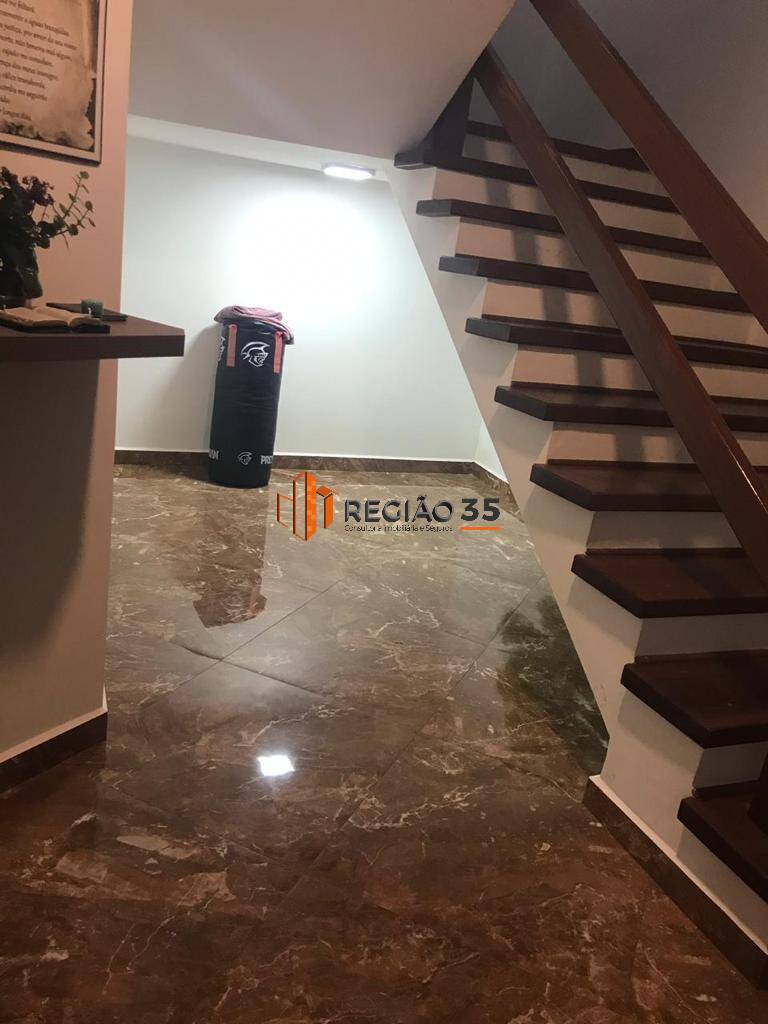 Casa à venda com 1 quarto, 290m² - Foto 15