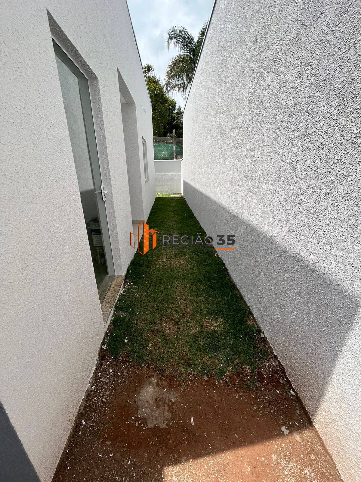 Casa à venda com 2 quartos, 53m² - Foto 17