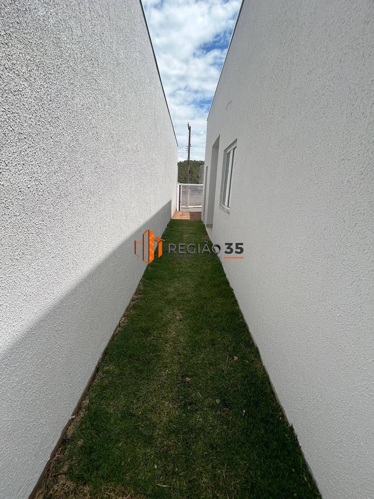 Casa à venda com 2 quartos, 53m² - Foto 20