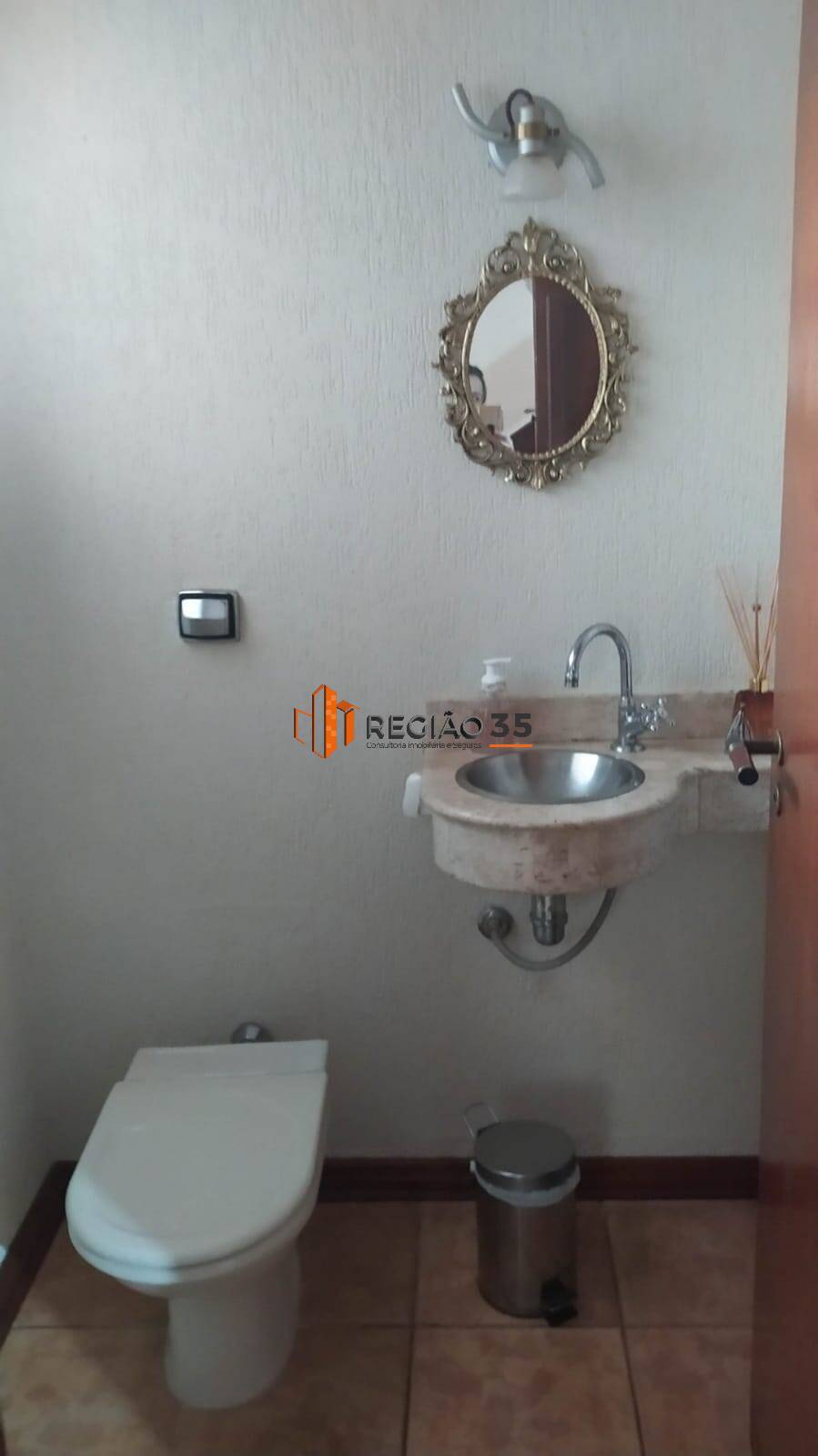 Casa à venda com 3 quartos, 300m² - Foto 17