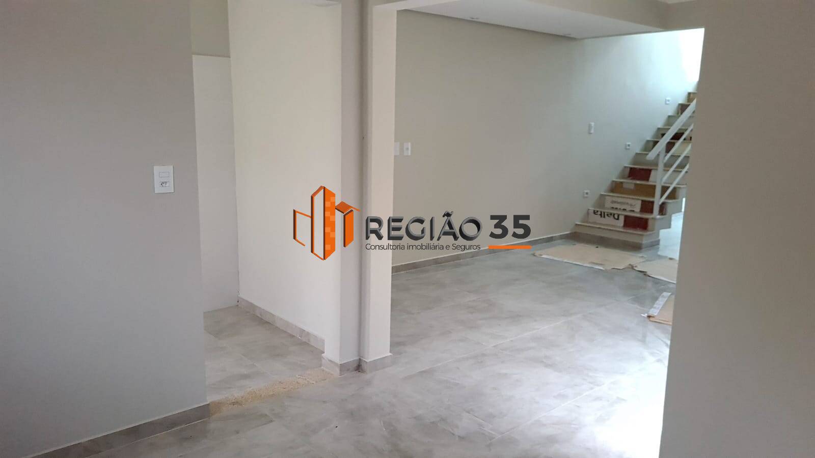 Casa à venda com 3 quartos, 125m² - Foto 4