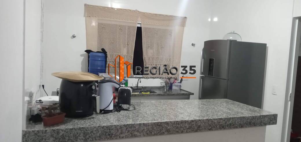 Casa à venda com 2 quartos, 82m² - Foto 6