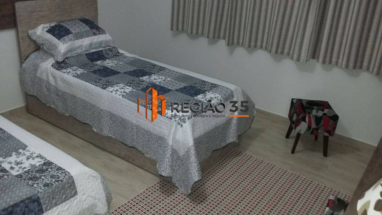 Casa à venda com 3 quartos, 276m² - Foto 18