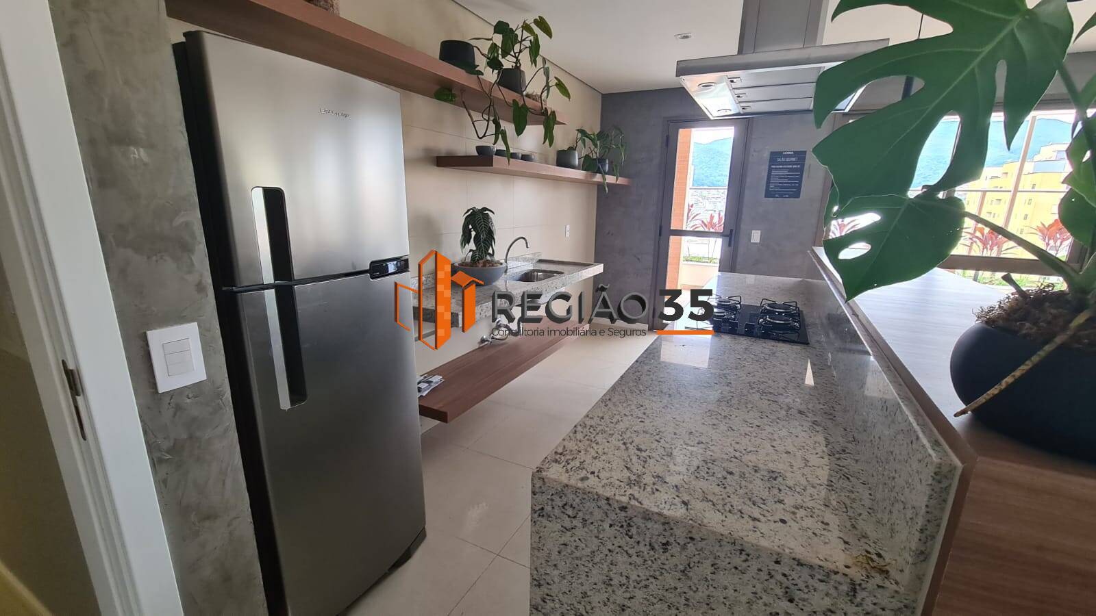 Apartamento à venda com 2 quartos, 75m² - Foto 33