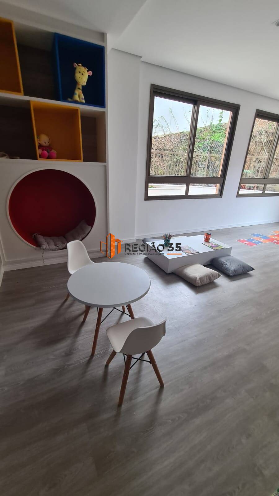 Apartamento à venda com 2 quartos, 75m² - Foto 41