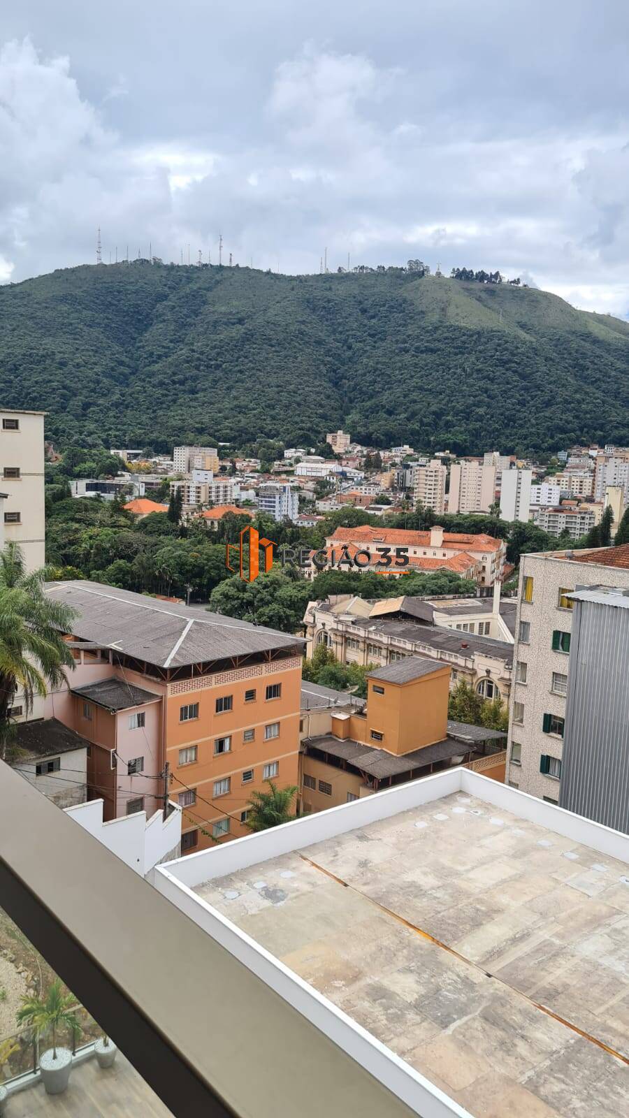 Apartamento à venda com 2 quartos, 75m² - Foto 45