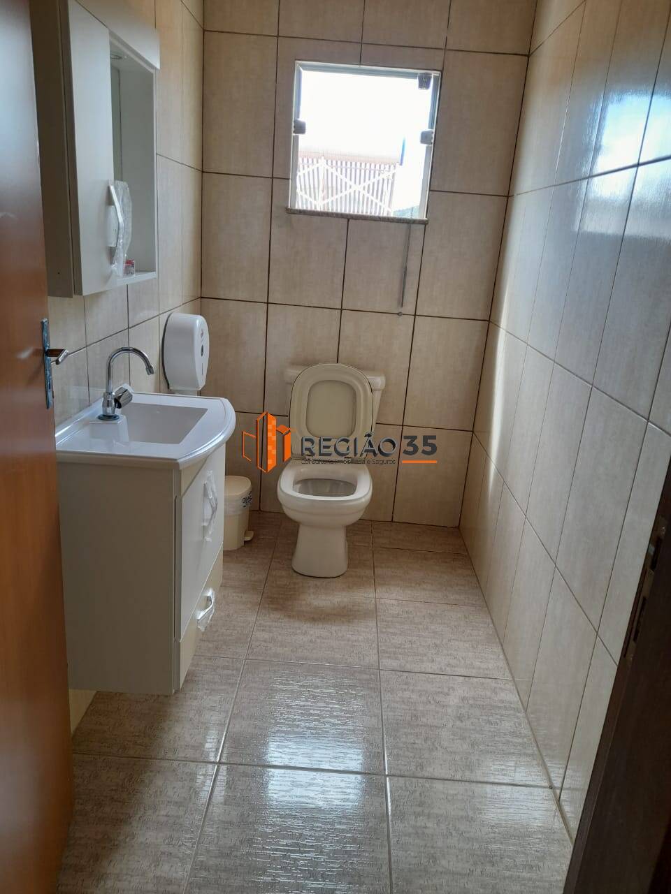 Casa à venda com 4 quartos, 190m² - Foto 10