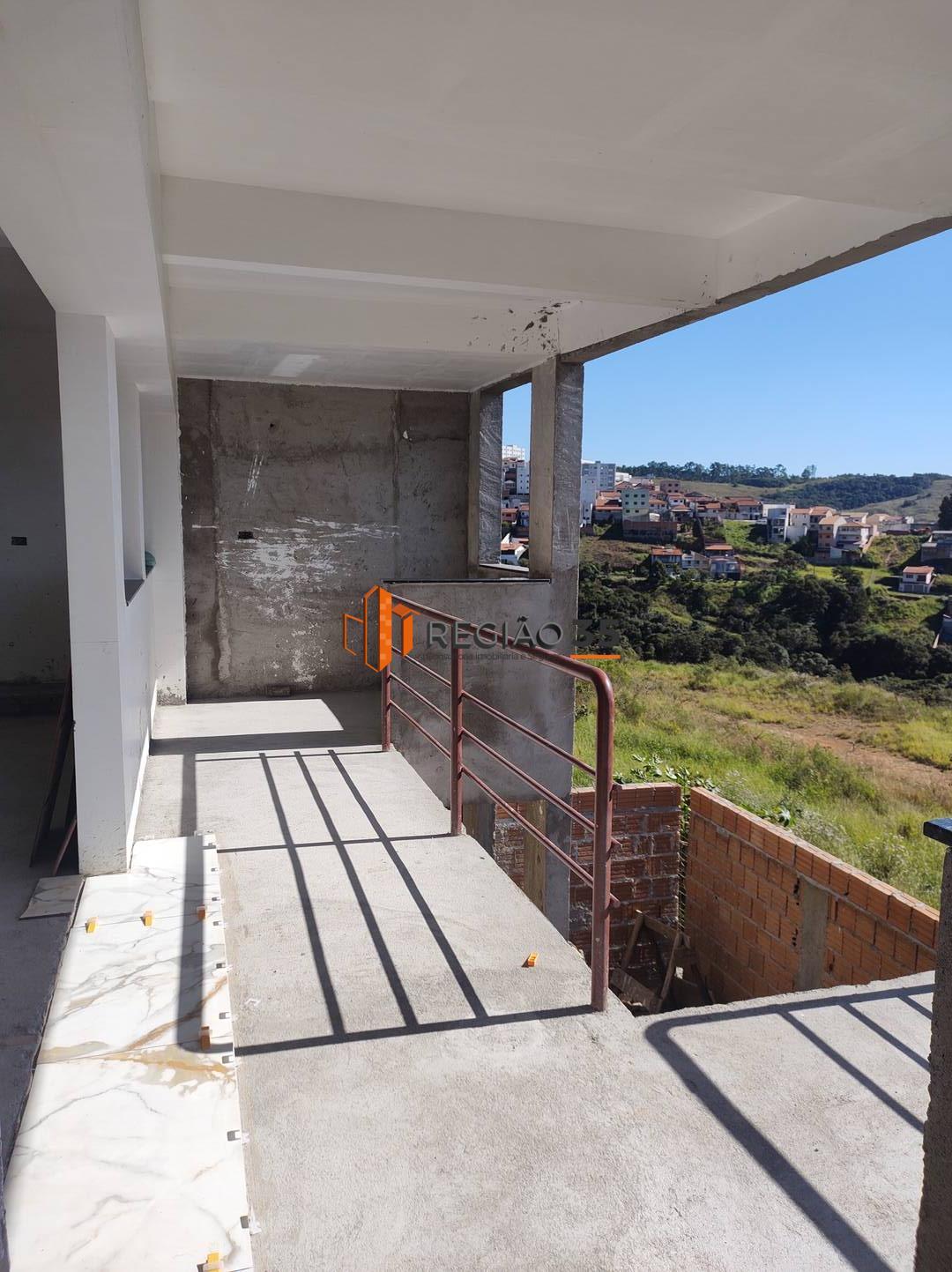 Casa à venda com 2 quartos, 200m² - Foto 18