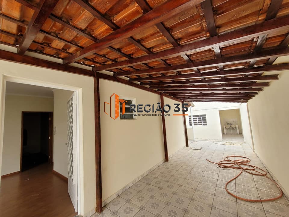 Casa à venda com 2 quartos, 117m² - Foto 14