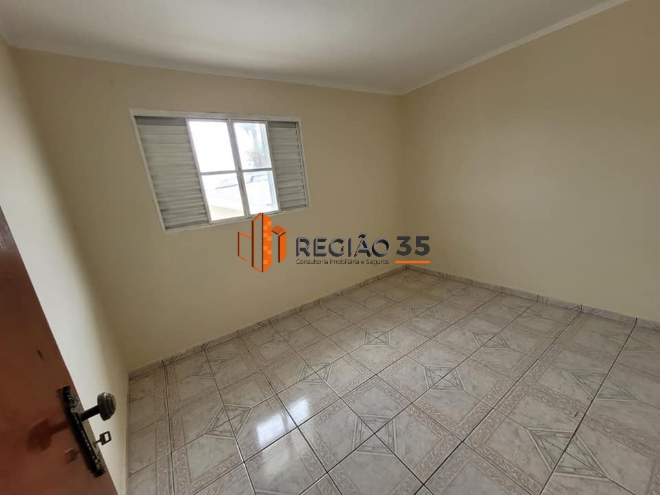 Casa à venda com 2 quartos, 117m² - Foto 11