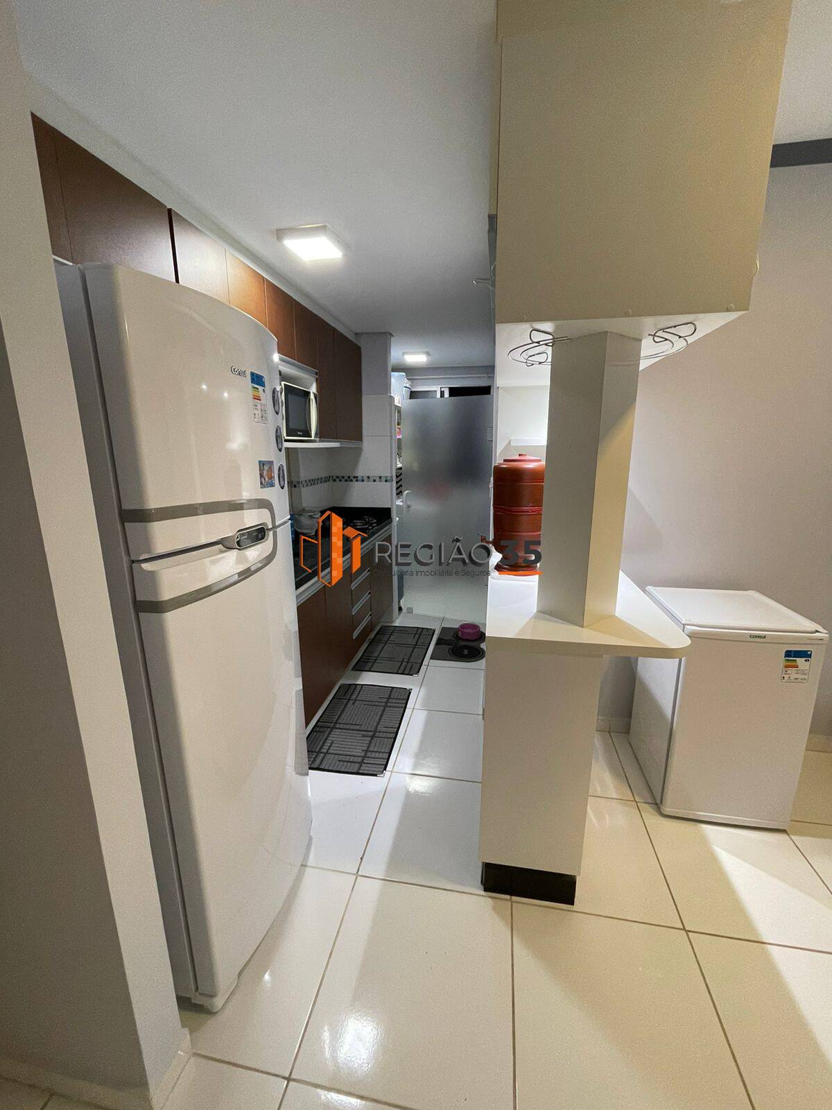 Apartamento à venda com 2 quartos, 44m² - Foto 3