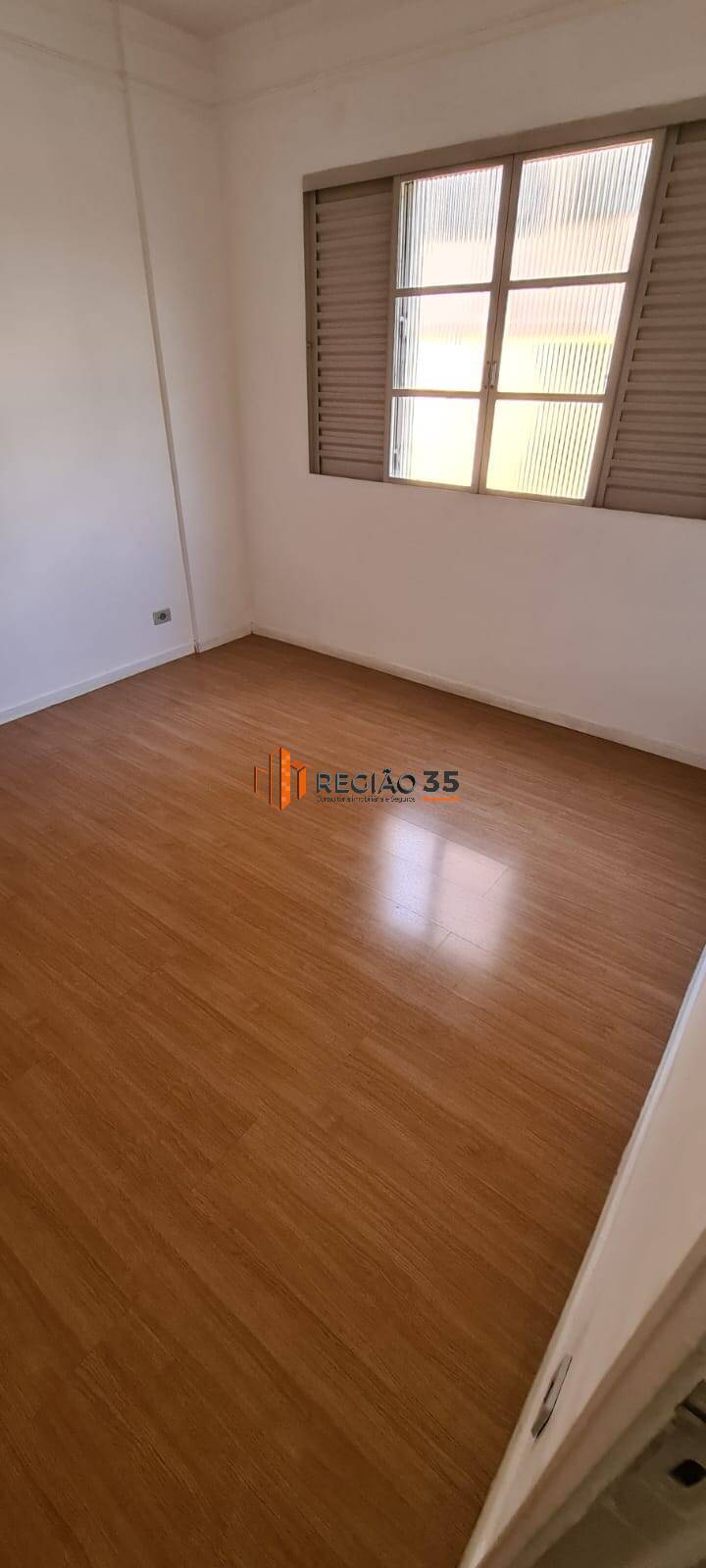 Apartamento para alugar com 3 quartos, 120m² - Foto 42