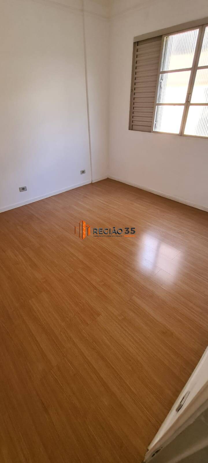 Apartamento para alugar com 3 quartos, 120m² - Foto 44