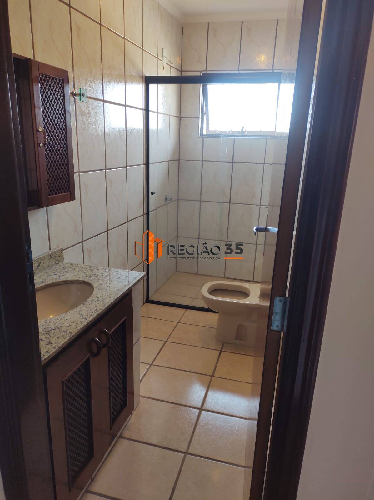 Casa à venda com 3 quartos, 226m² - Foto 10