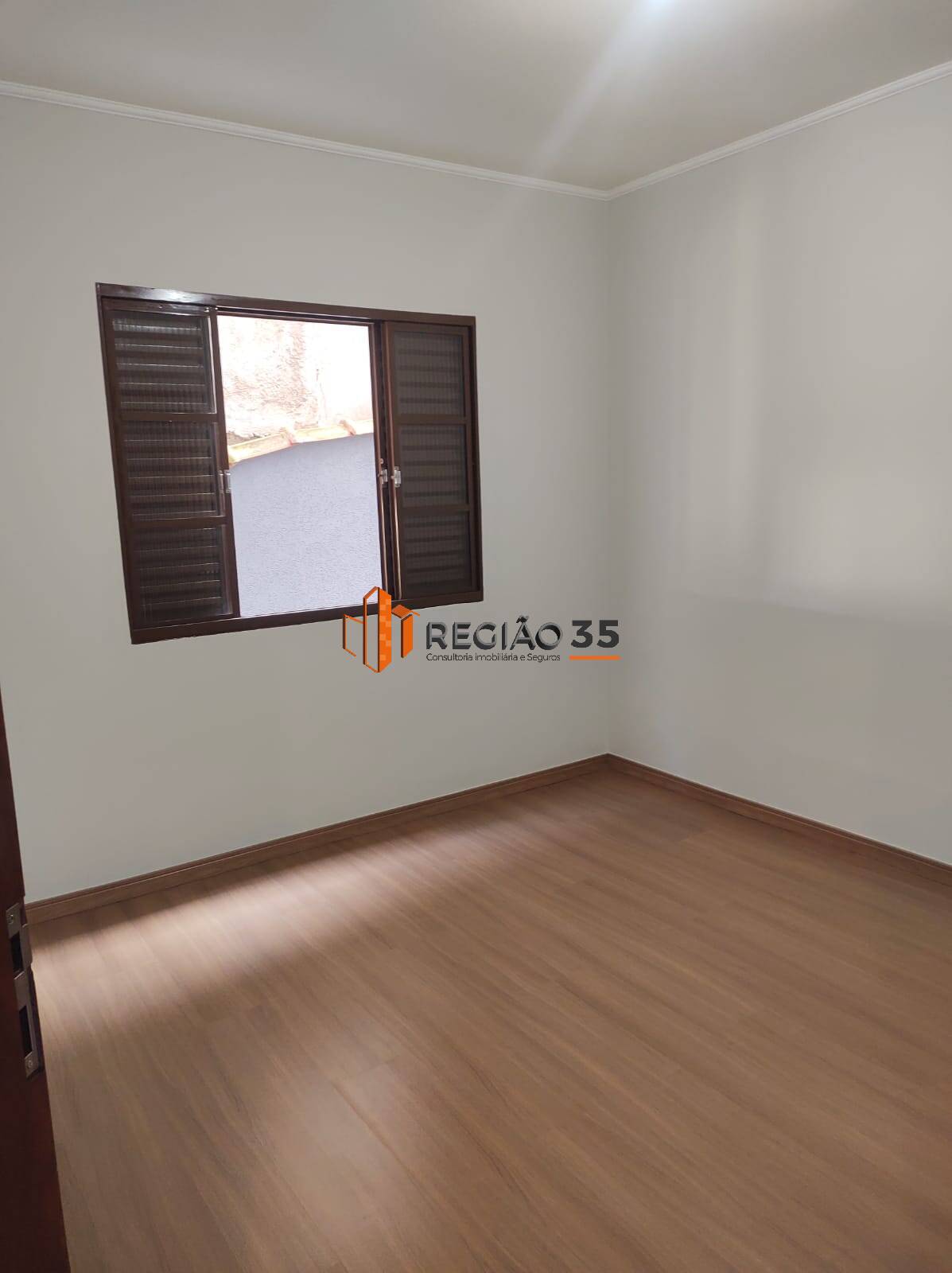 Casa à venda com 3 quartos, 226m² - Foto 18