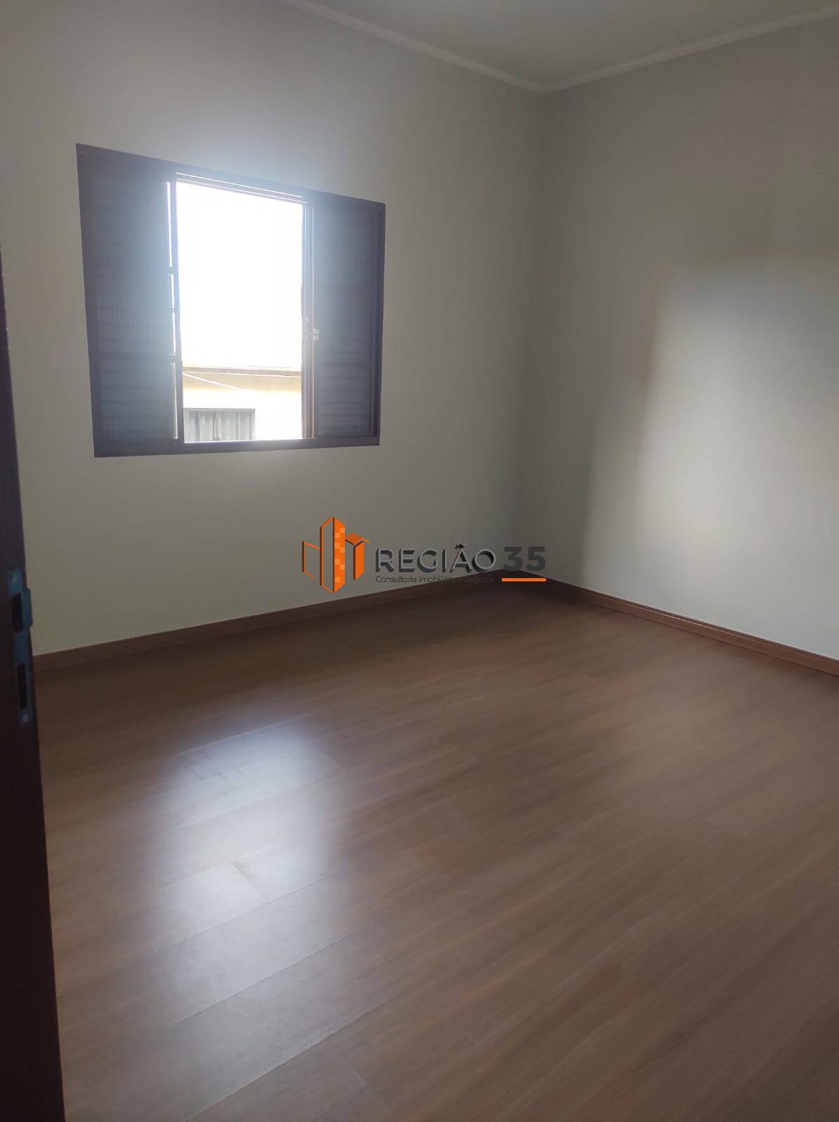 Casa à venda com 3 quartos, 226m² - Foto 15