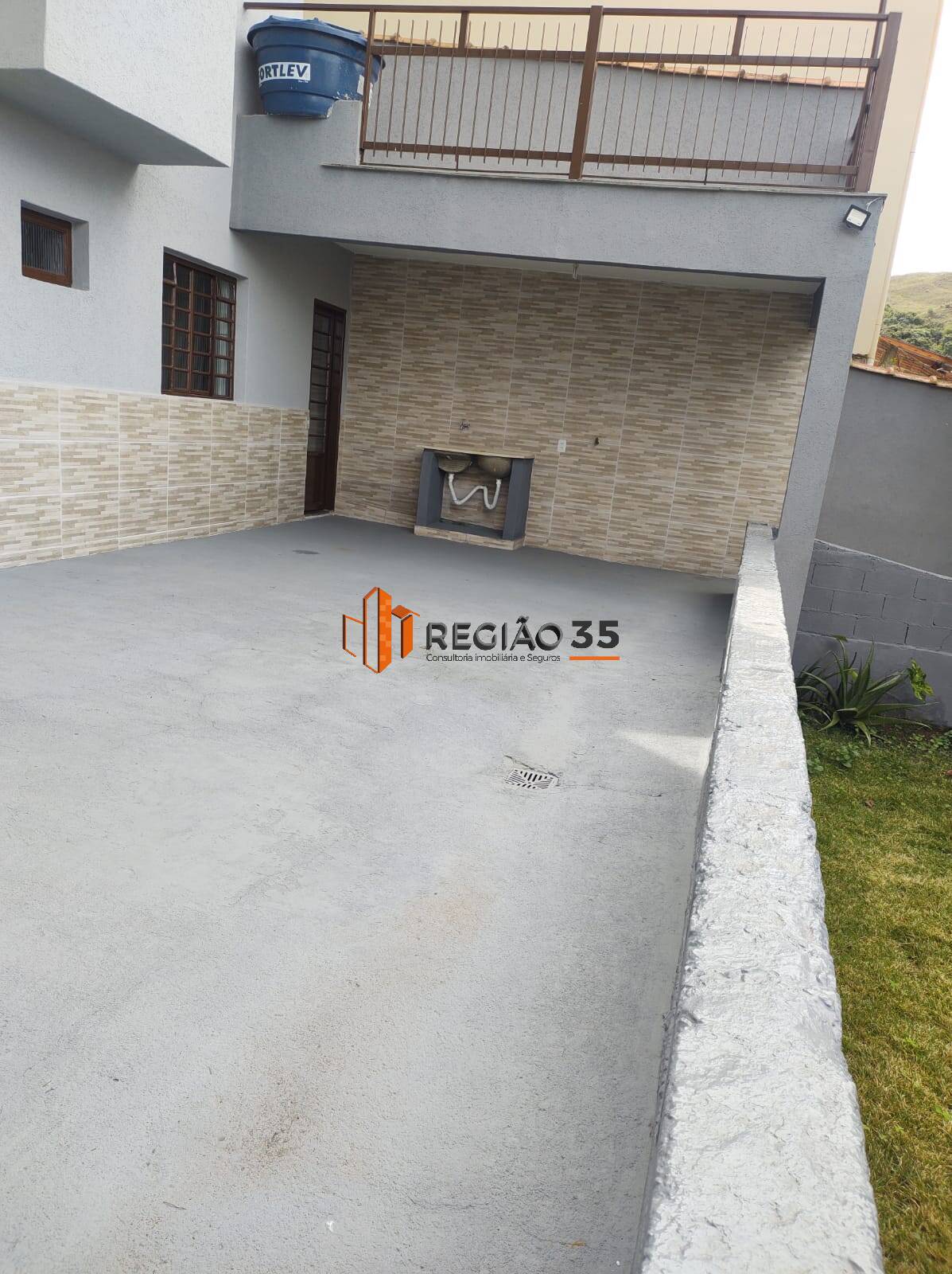 Casa à venda com 3 quartos, 226m² - Foto 34