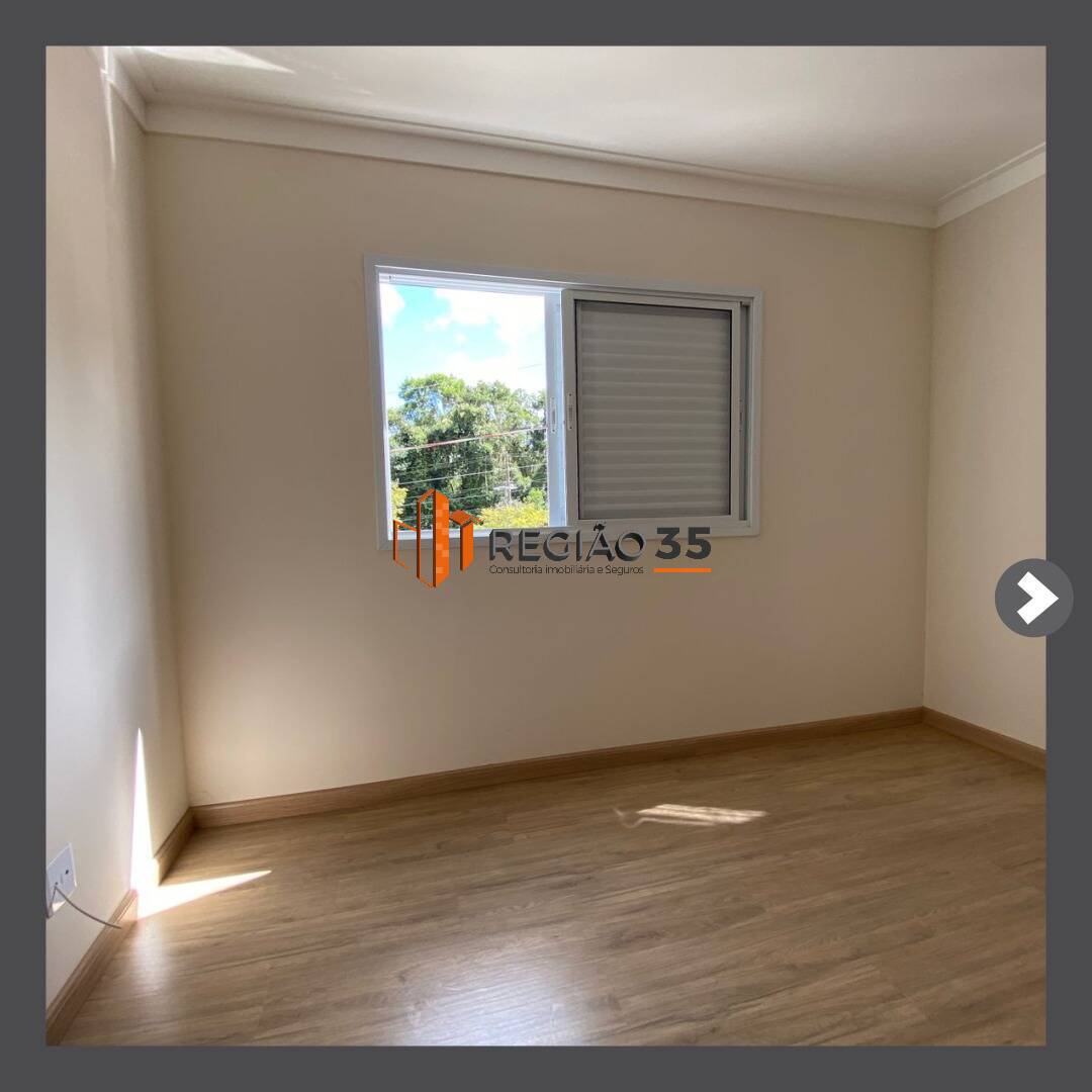 Casa à venda com 3 quartos, 141m² - Foto 3