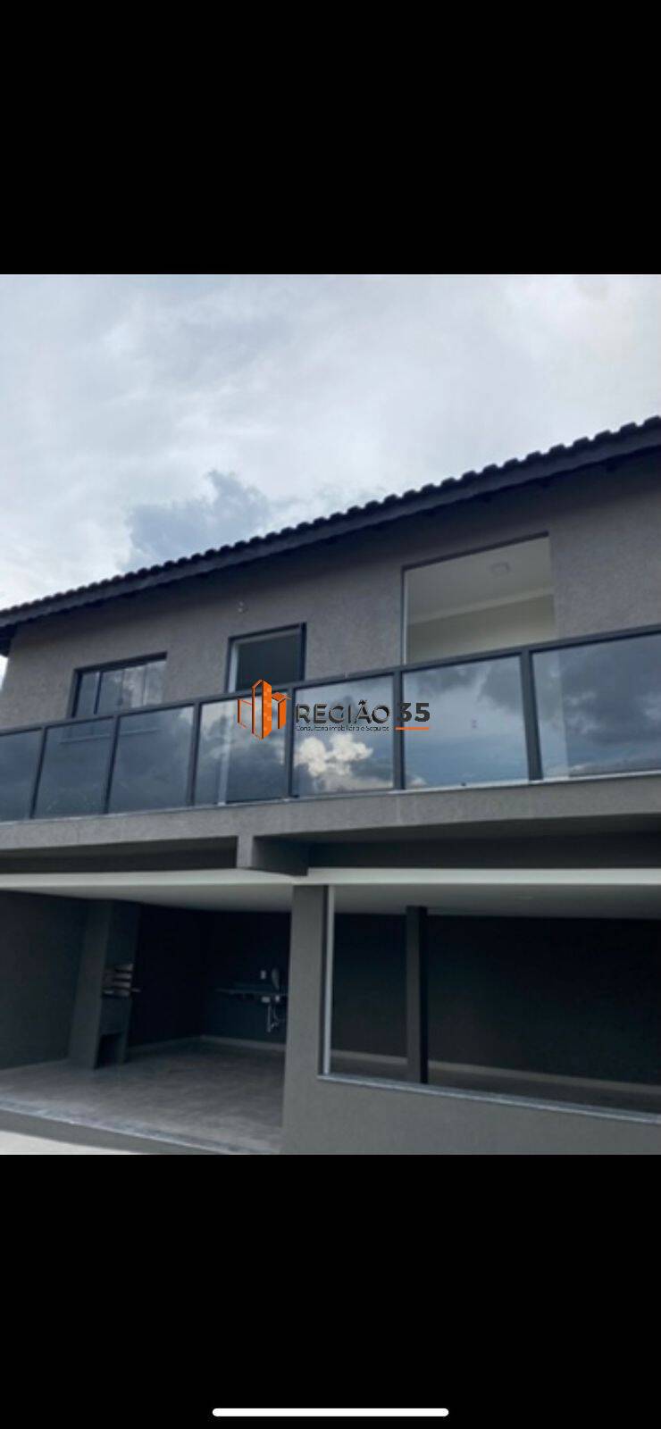 Casa à venda com 3 quartos, 130m² - Foto 1