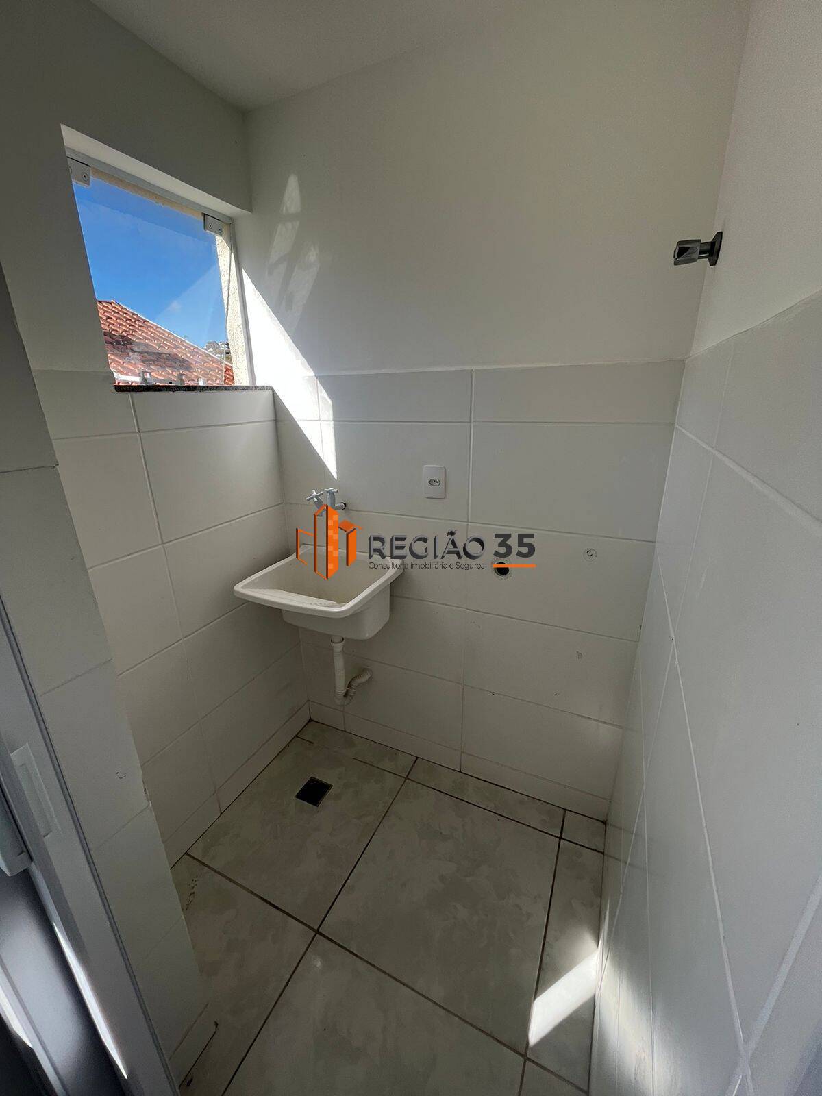 Apartamento à venda com 2 quartos, 52m² - Foto 3