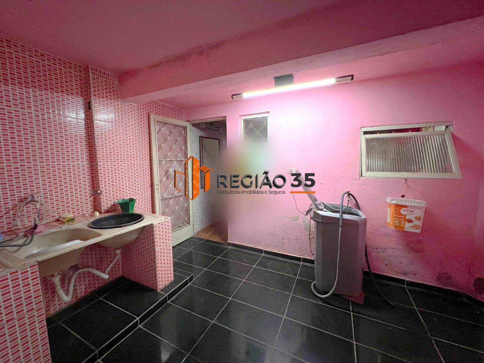 Casa à venda com 5 quartos, 240m² - Foto 23