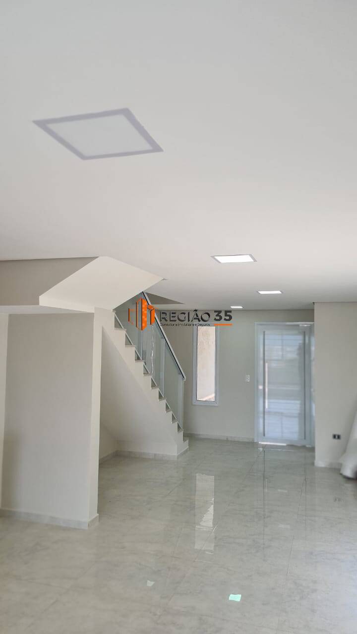 Casa à venda com 3 quartos, 144m² - Foto 8