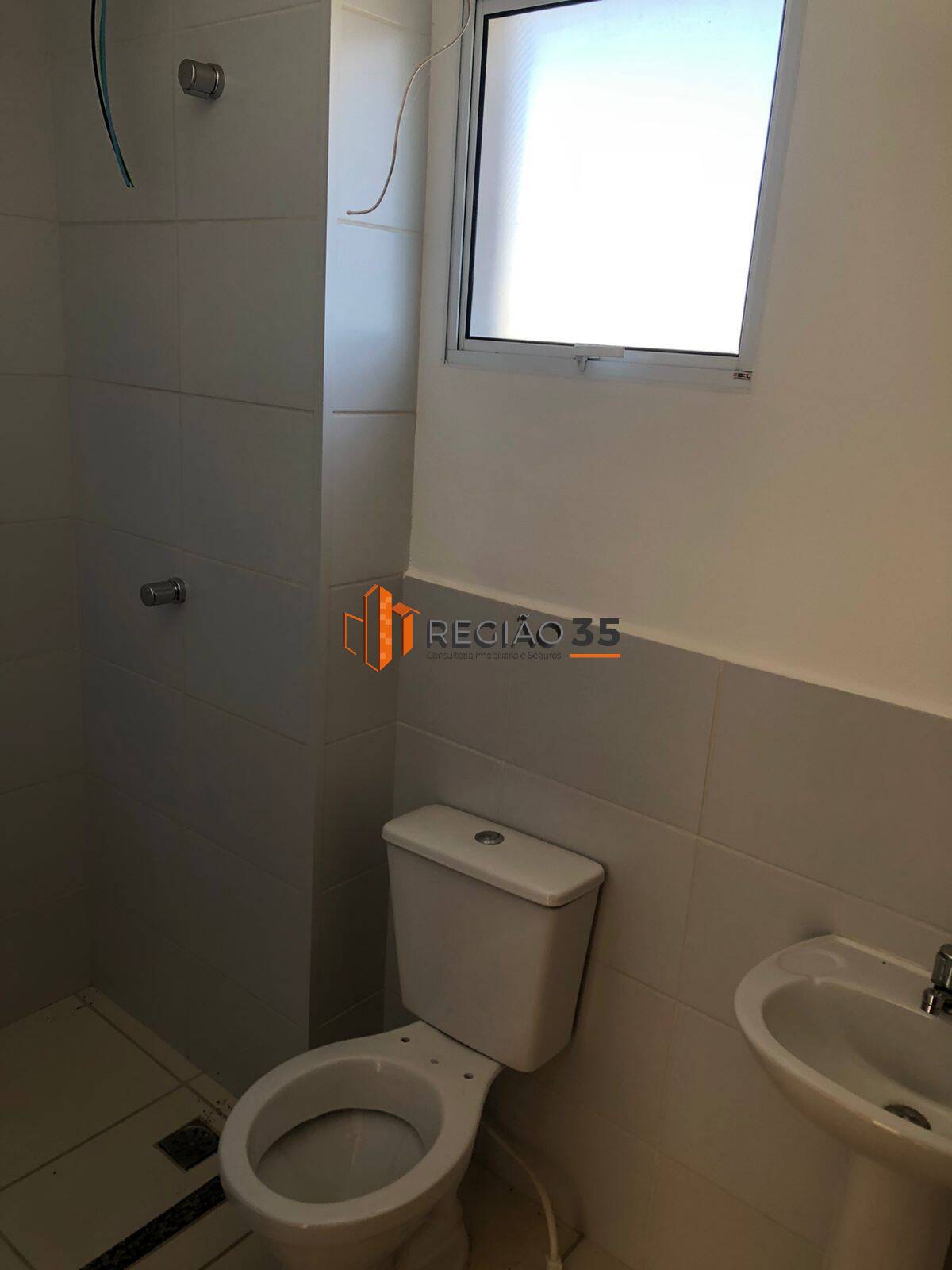 Apartamento à venda com 2 quartos, 42m² - Foto 4