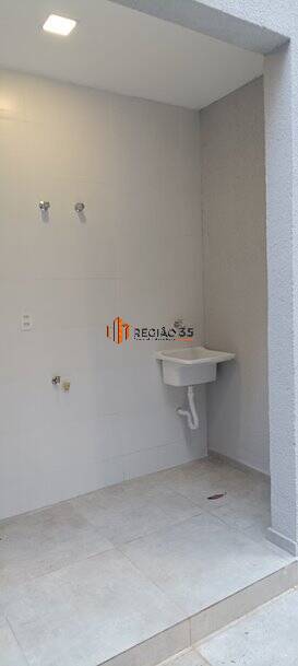 Casa à venda com 3 quartos, 110m² - Foto 11