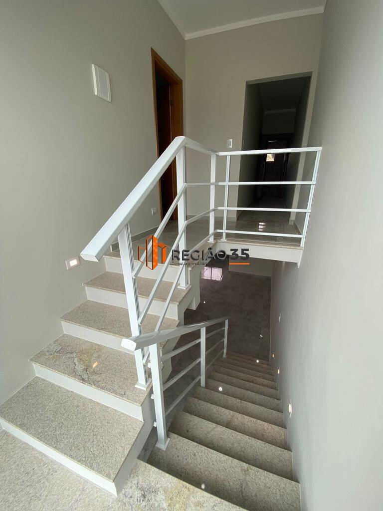 Casa à venda com 3 quartos, 125m² - Foto 15