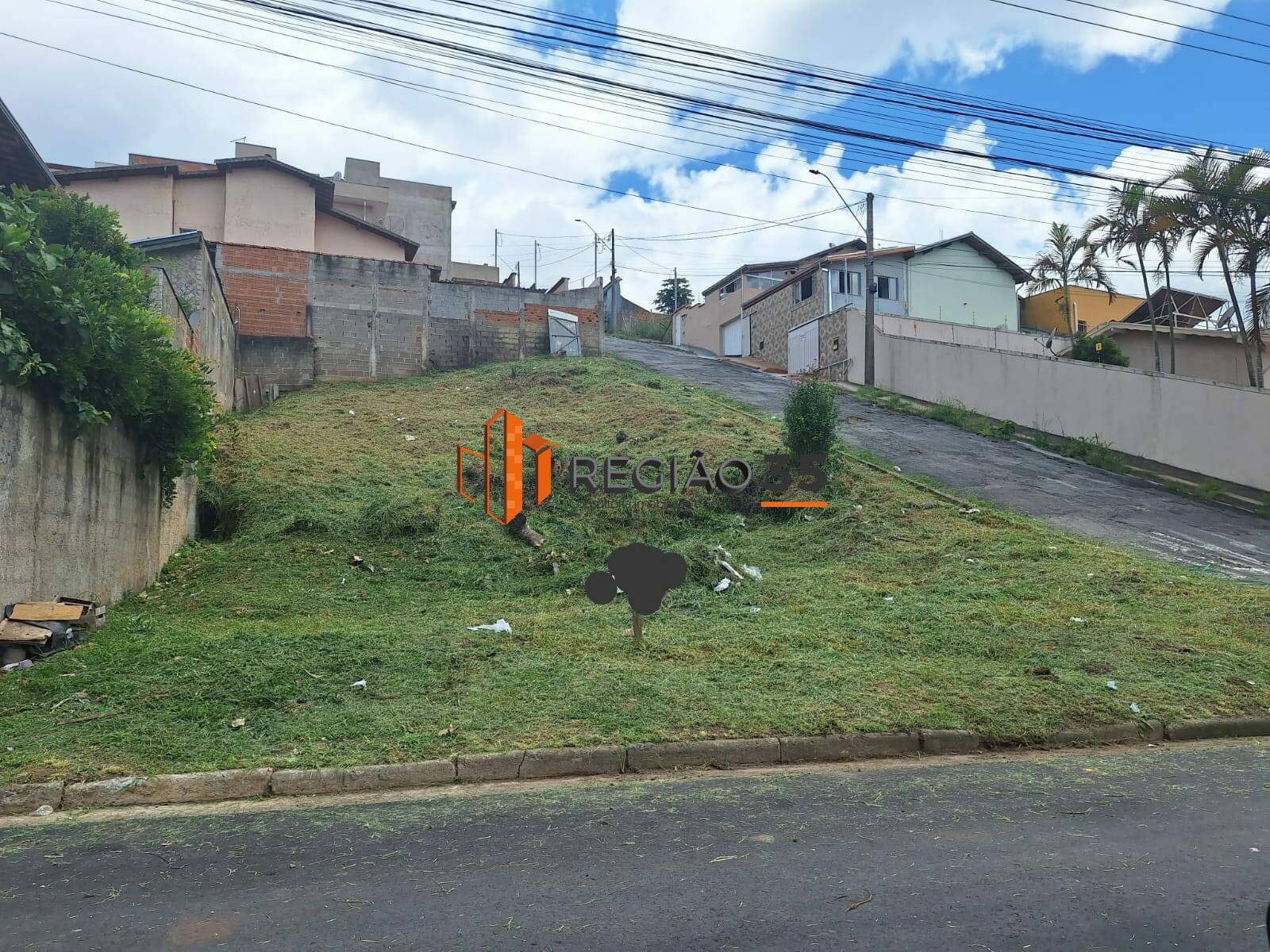 Terreno à venda, 340m² - Foto 1