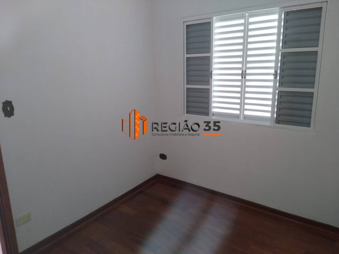 Casa à venda com 2 quartos, 80m² - Foto 23