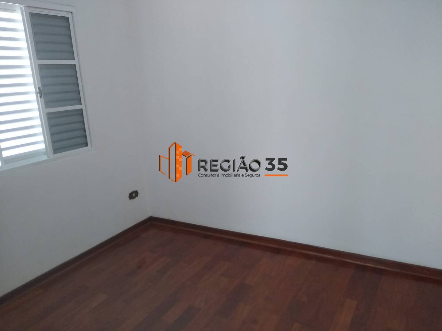 Casa à venda com 2 quartos, 80m² - Foto 25