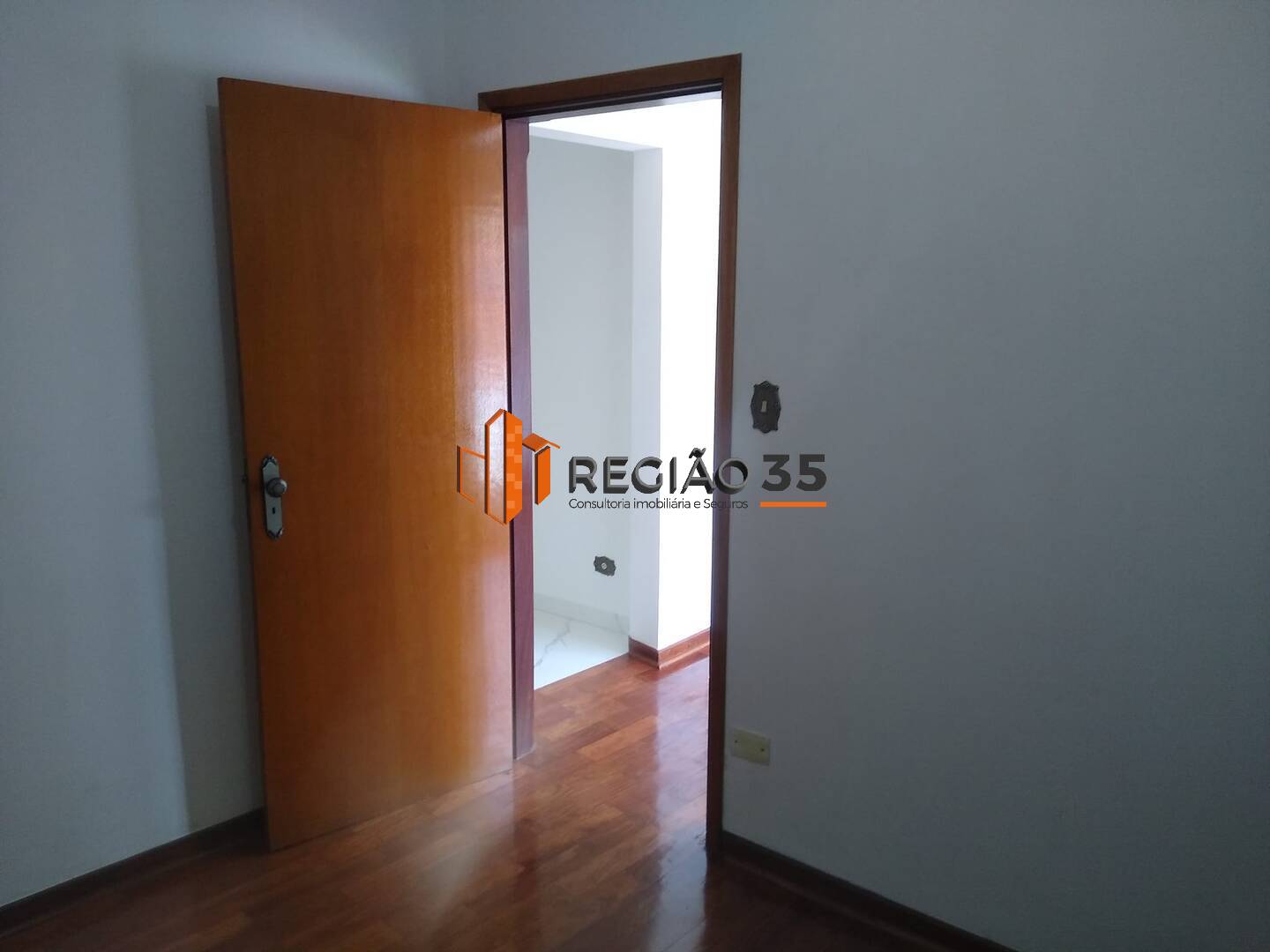 Casa à venda com 2 quartos, 80m² - Foto 26