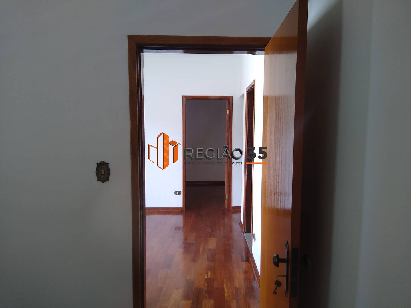 Casa à venda com 2 quartos, 80m² - Foto 24