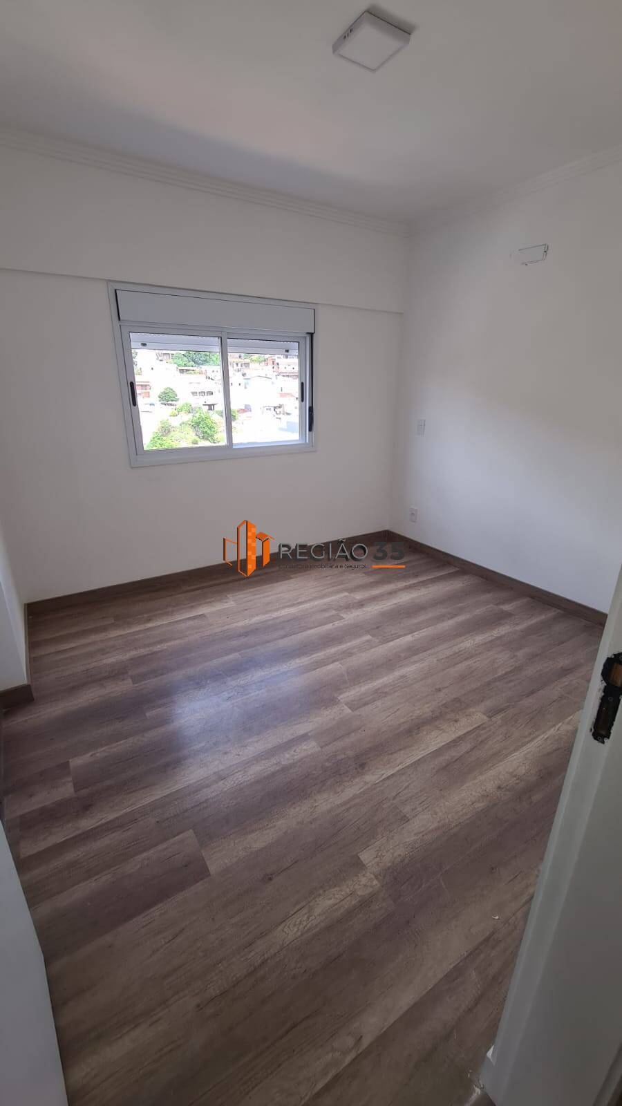 Apartamento à venda com 3 quartos, 146m² - Foto 11