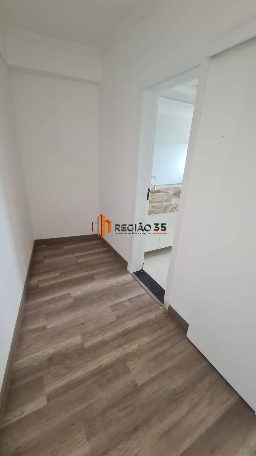 Apartamento à venda com 3 quartos, 146m² - Foto 13