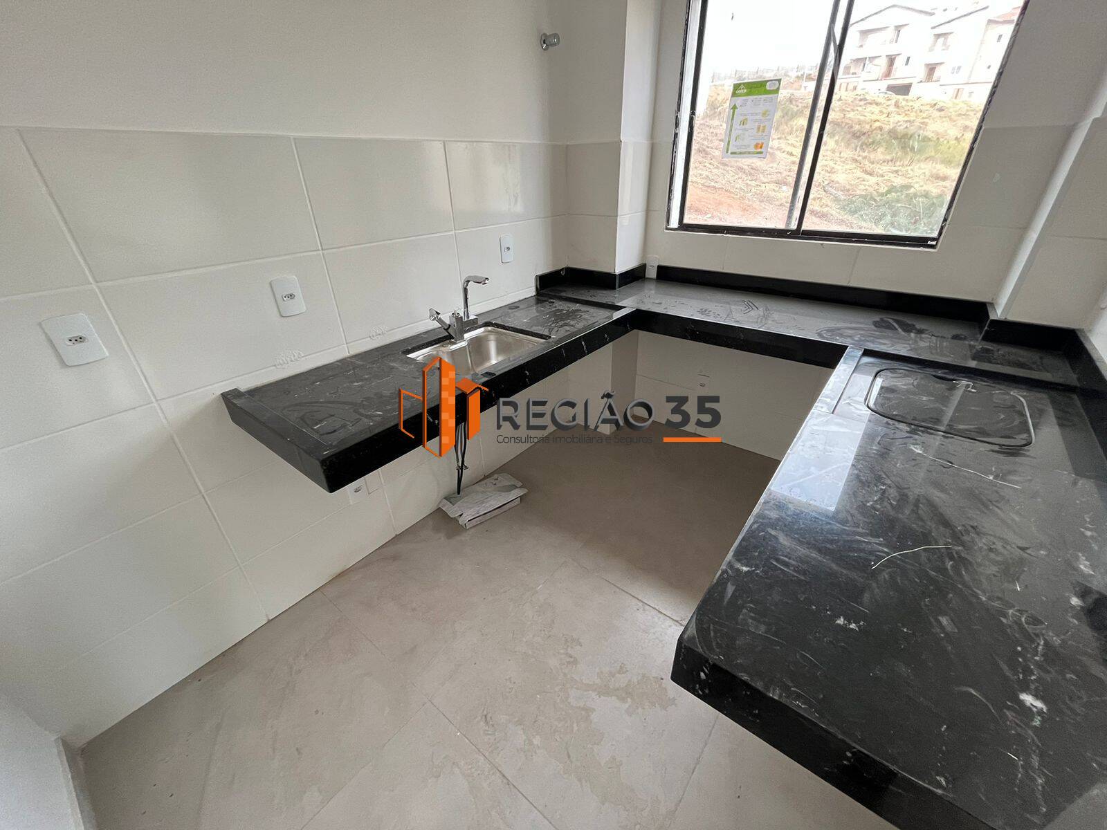 Apartamento à venda com 1 quarto, 33m² - Foto 13