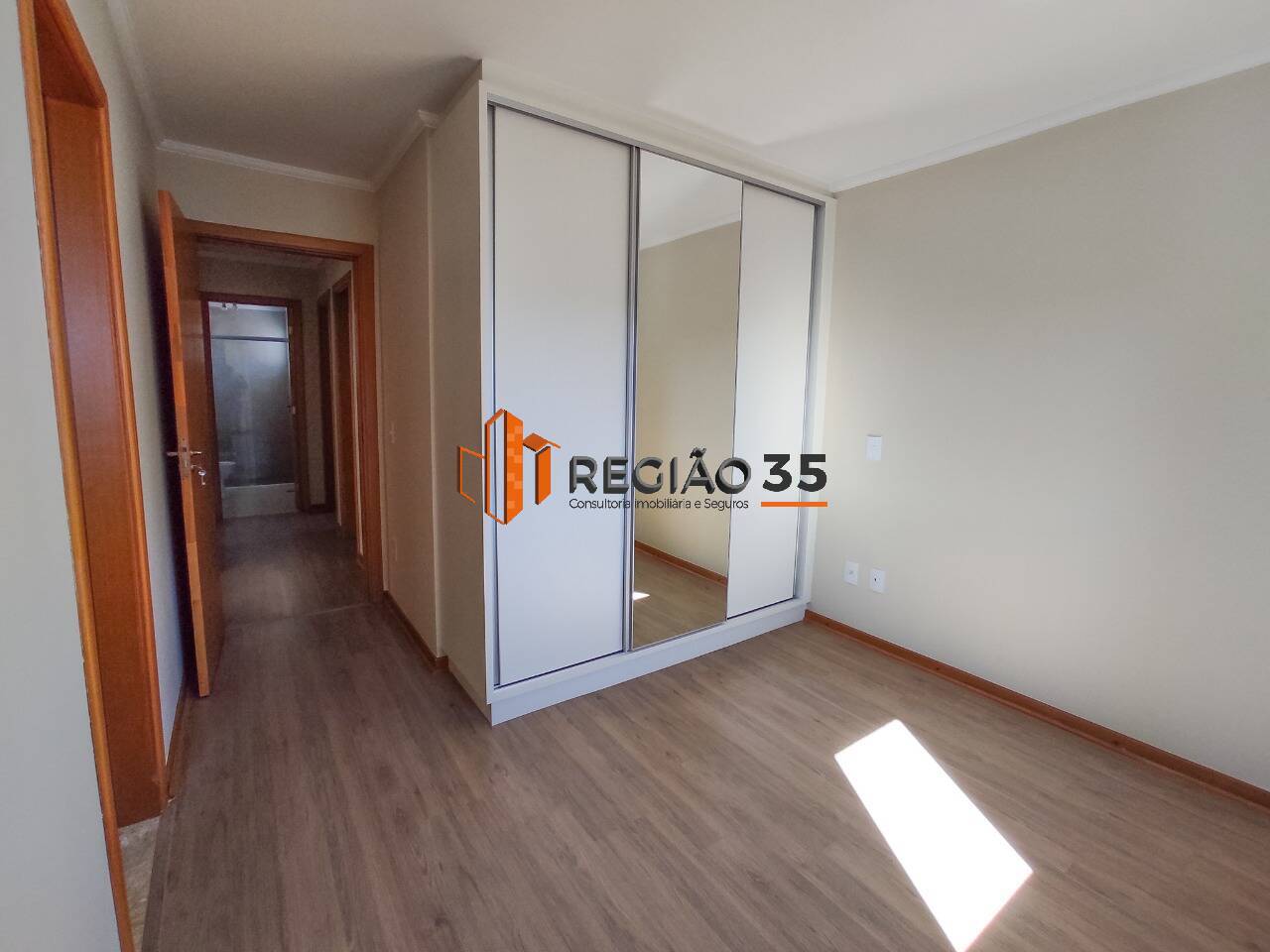 Apartamento à venda com 3 quartos, 132m² - Foto 13