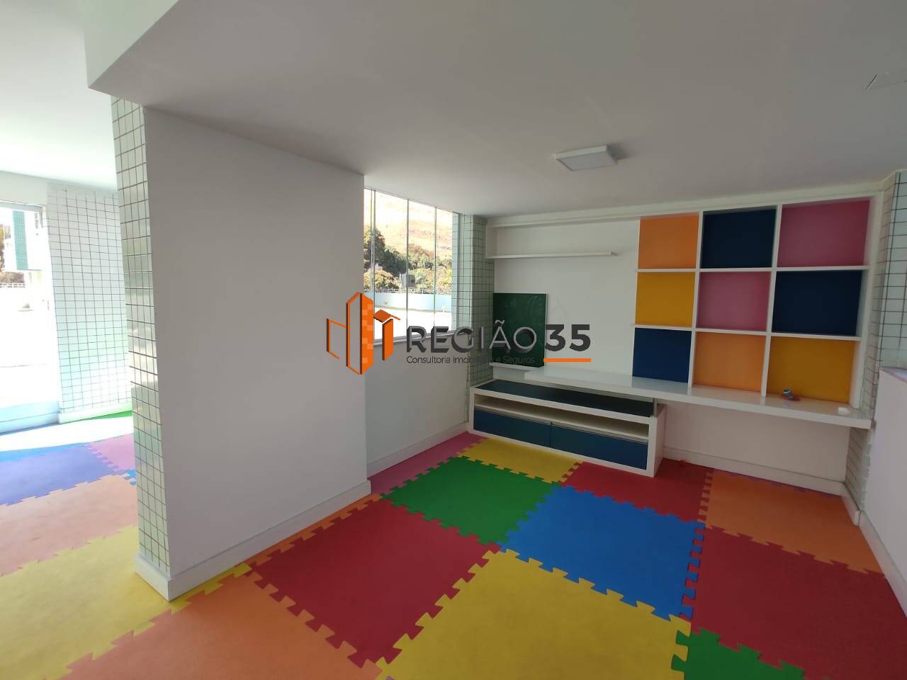 Apartamento à venda com 3 quartos, 132m² - Foto 19