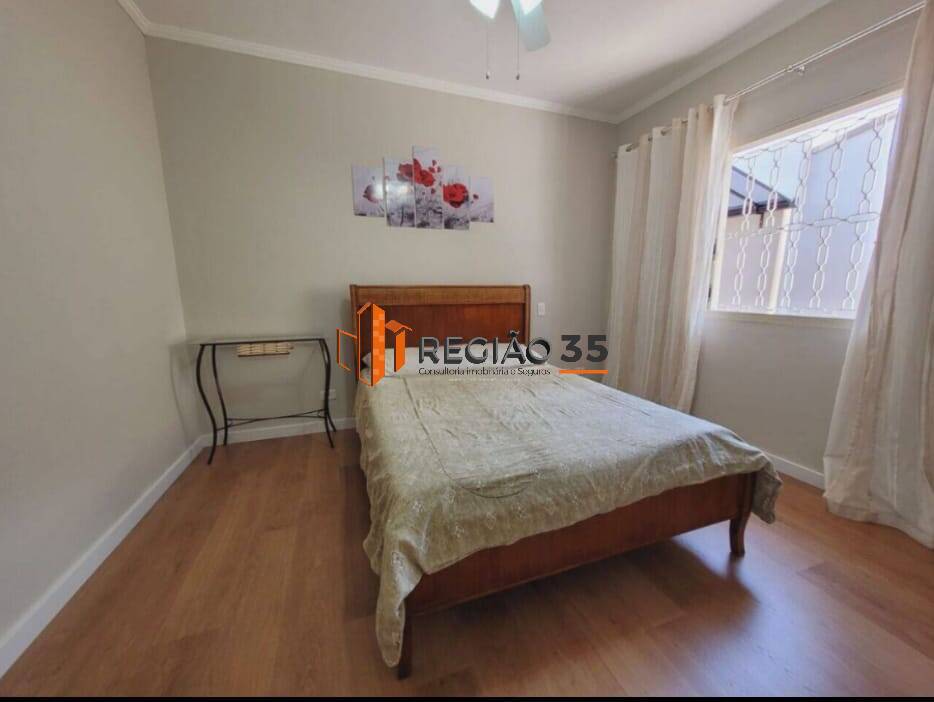 Casa à venda com 2 quartos, 90m² - Foto 8