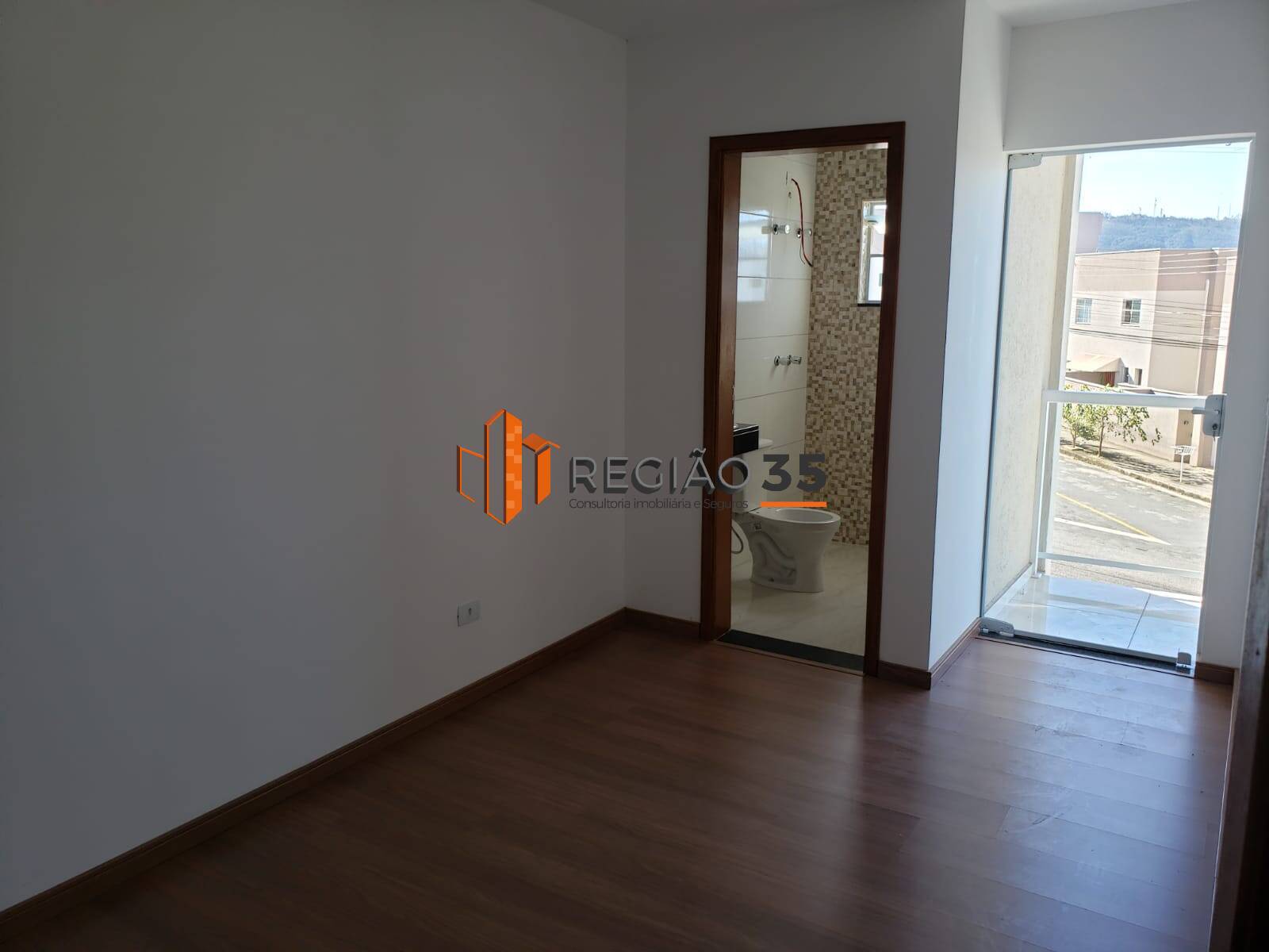 Casa à venda com 3 quartos, 84m² - Foto 16