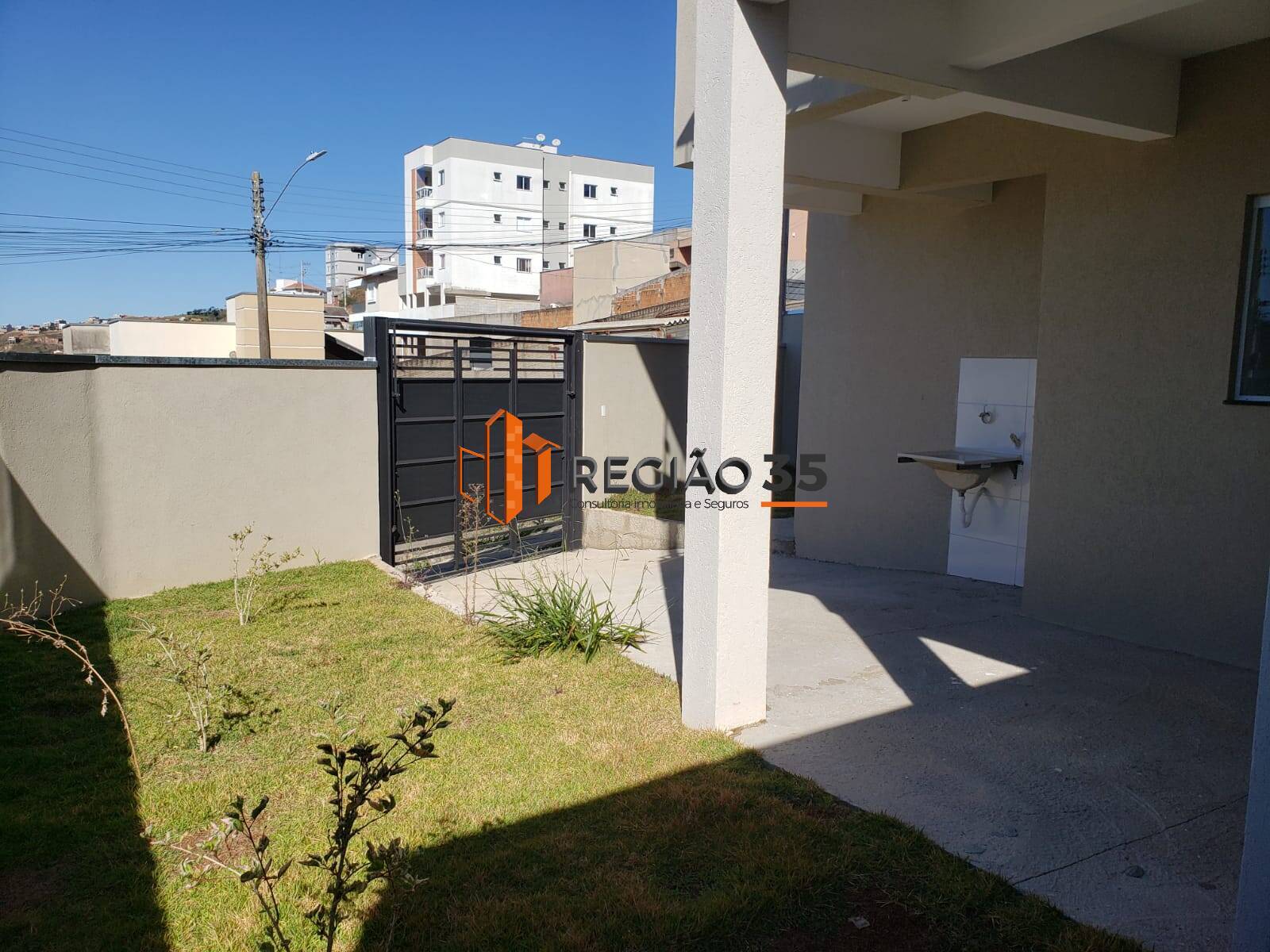 Casa à venda com 3 quartos, 84m² - Foto 24