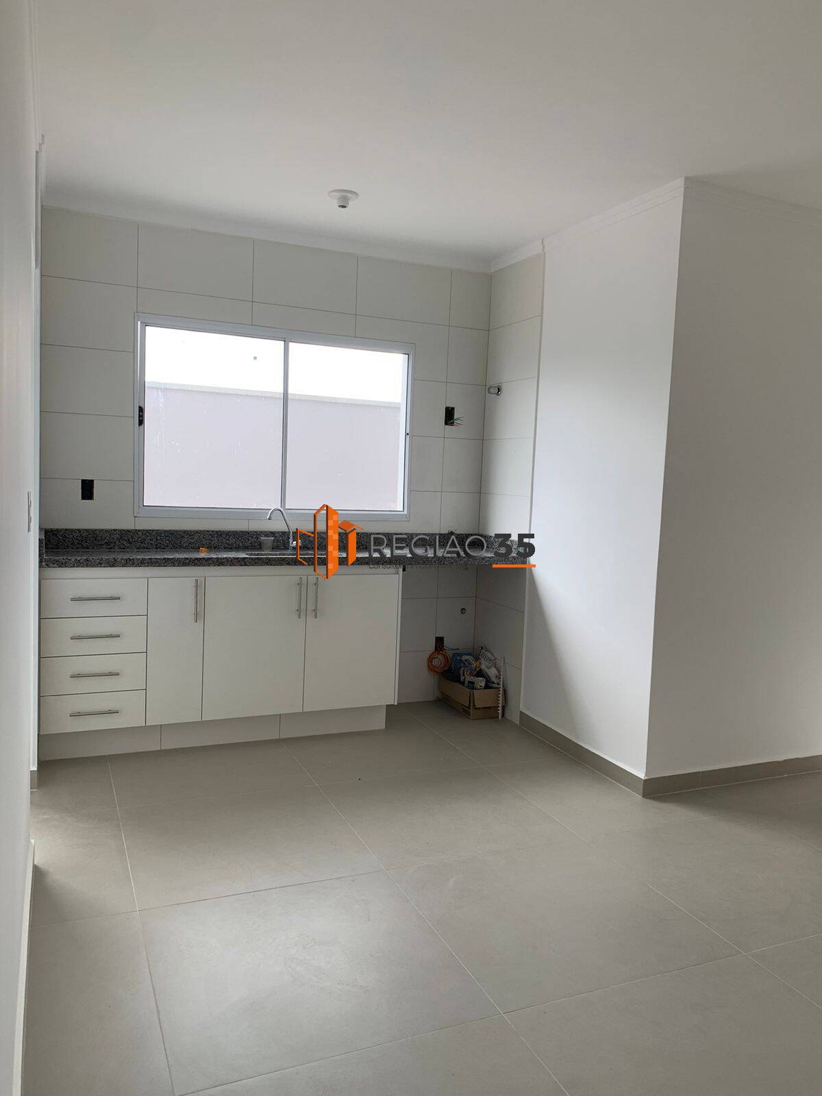 Apartamento à venda com 2 quartos, 63m² - Foto 4