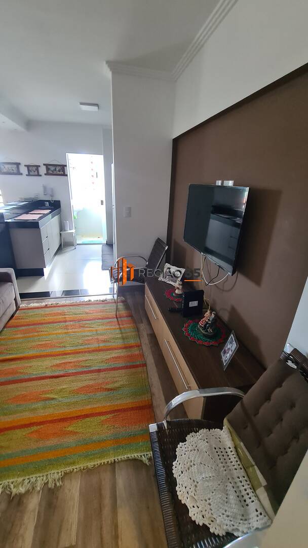 Apartamento à venda com 2 quartos, 70m² - Foto 6