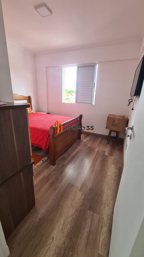 Apartamento à venda com 2 quartos, 70m² - Foto 12