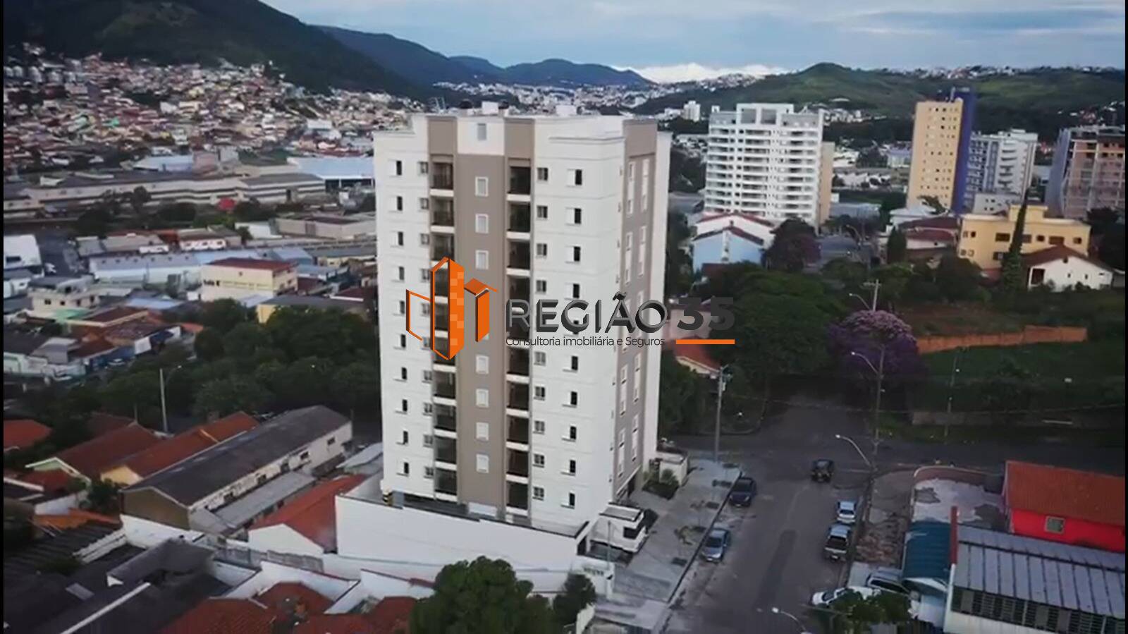 Apartamento à venda com 2 quartos, 76m² - Foto 3